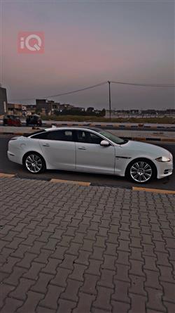 جاكوار XJ